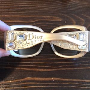 Dior women’s sunglasses, brand new, never worn